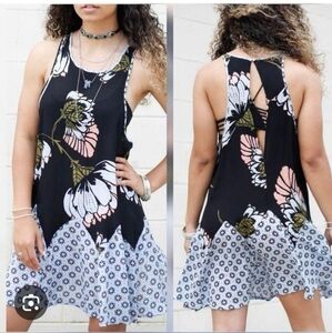 🔥Free People Floral Sleeveless Dress - Black and White